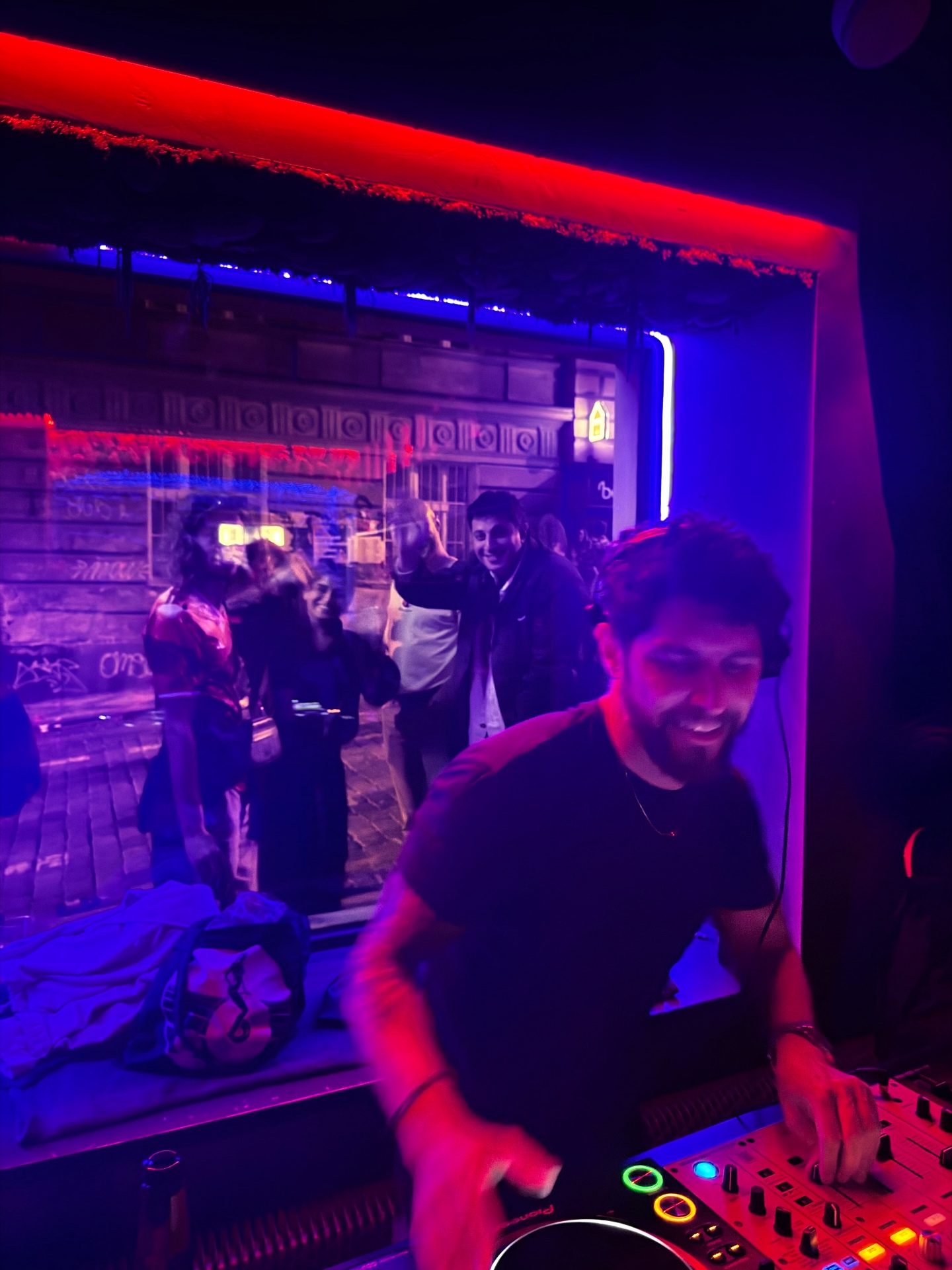 Club visual